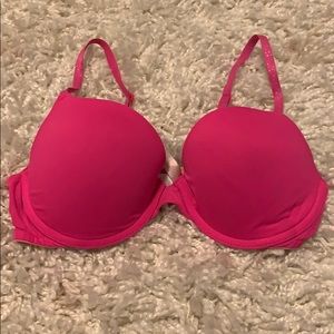 PINK / Victoria secret bra